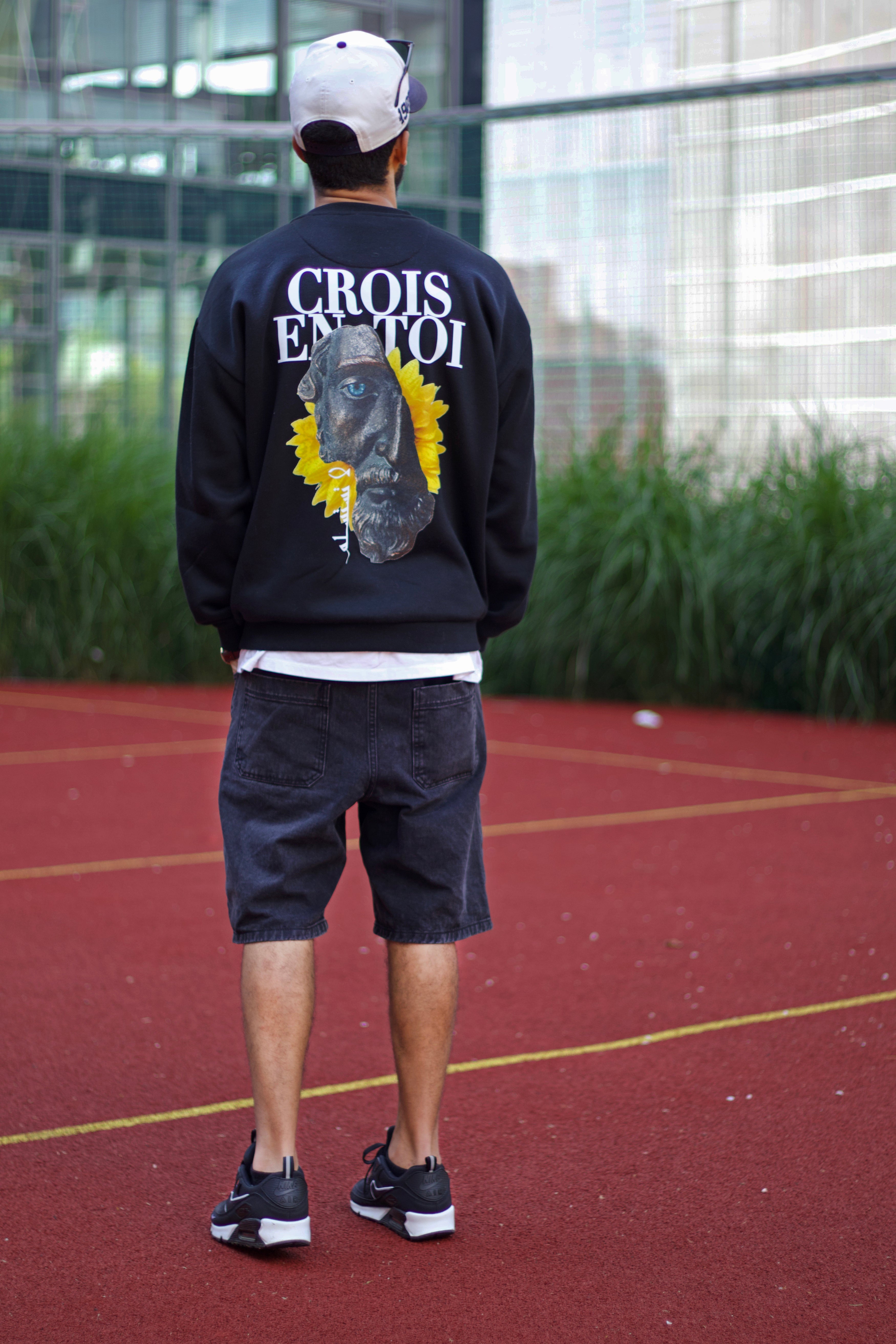 "CROIS EN TOI" SWEATER